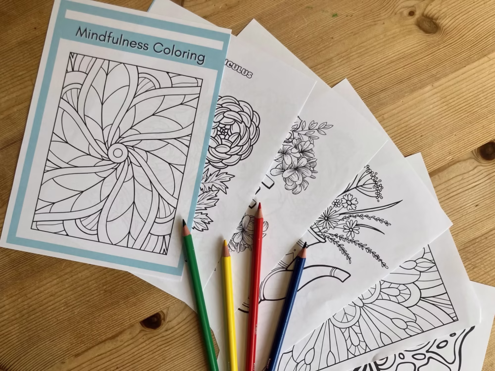 Mindfulness Colouring and pencils - Image 3