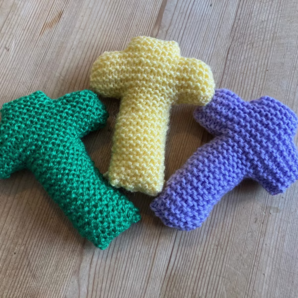Knitted Holding Cross